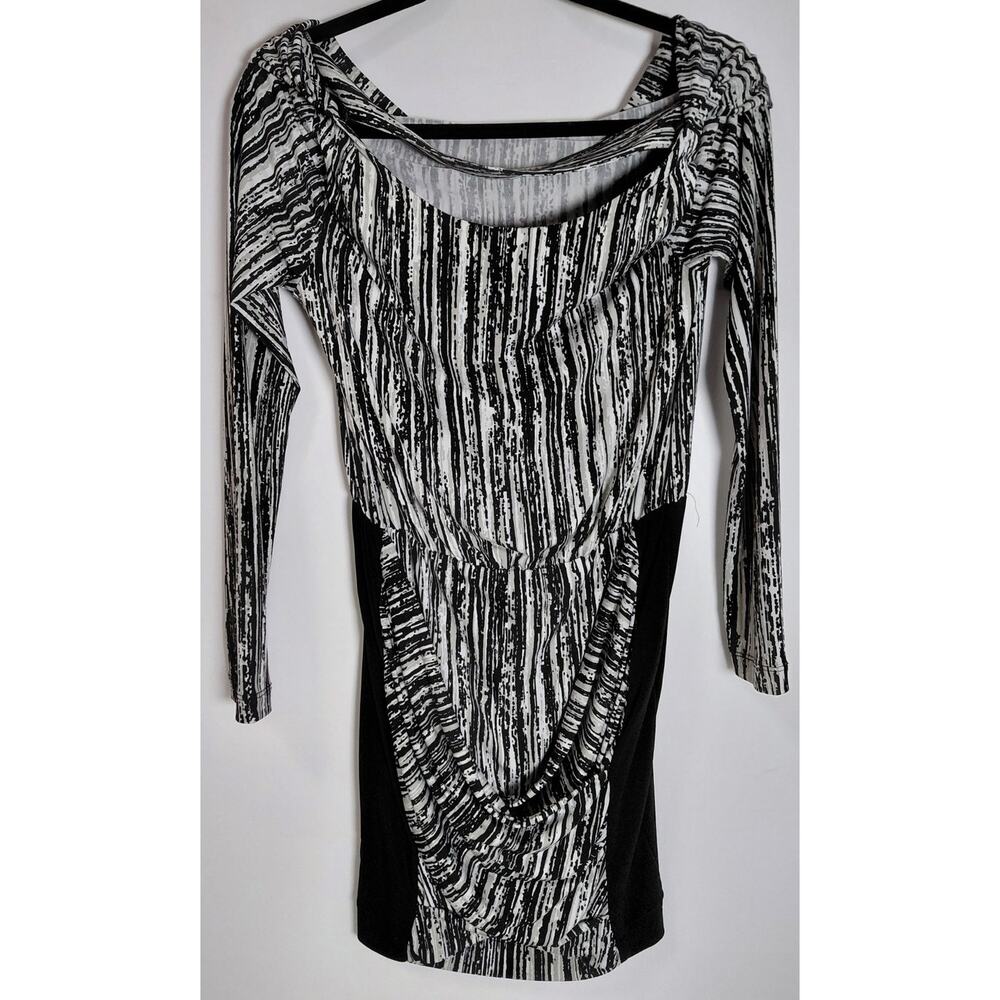 BCBGeneration Black White Print Dress Long Sleeve Graphic Print Knit Size S